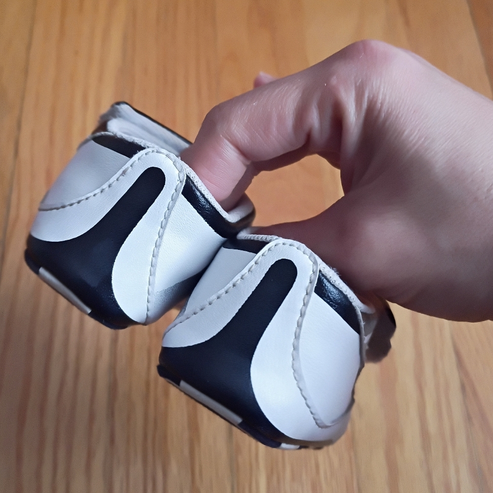 PUMA Kinder-fit Motorsport Baby Sneakers White Black Comfort Hook & Loop US 4 - Picture 4 of 9
